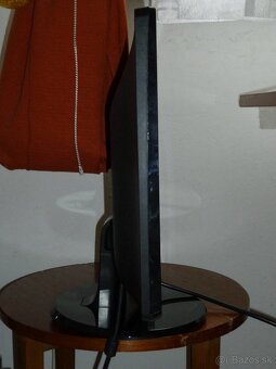 Predám LED monitor Philips 200V - 49,5 cm Full HD - 2