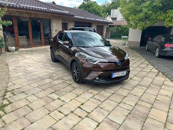 Toyota C-HR 1.8 Hybrid 2018 E-CVT 146t km - 2