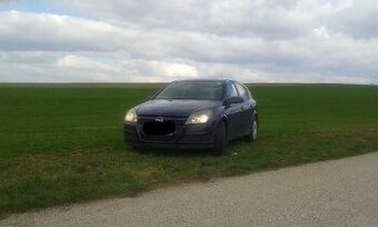 Opel Astra H benzín, manual – úsporné auto na každý deň - 2