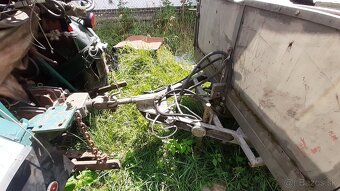 Vlečka výklopná za traktor - 2