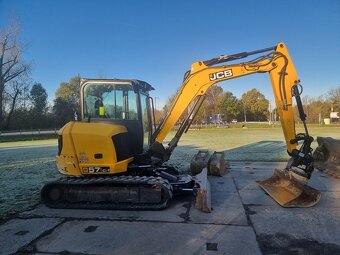 JCB 57C - 4 válec , otočná hlava, klima, natáčení radlička - 2