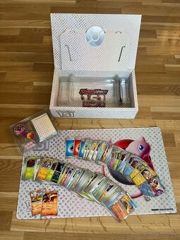 Pokémon Scarlet&Violet 151 Ultra Premium Collection - 2