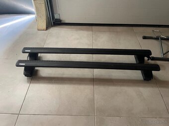 Strešný nosič - priečniky Thule Audi A4 B8. 2015-2018 - 2