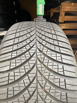 Celorocne Goodyear Vector 4S SUV 225/50R18 DOT4820, 359 - 2