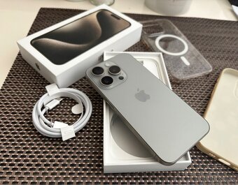 IPhone 15 Pro 128GB Natural Titanium - 2