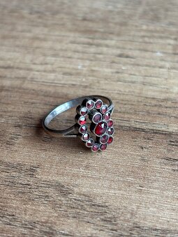Strieborný prsteň - cesky granat - 2