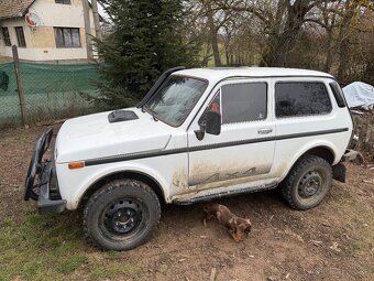 Lada Niva VAZ 21214 - 2