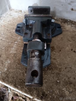 Strojný zverák 100 mm - 2