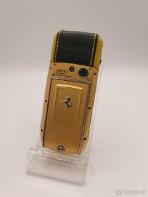 Luxusný mobilný telefón - 2