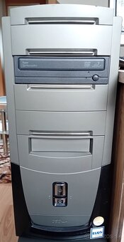 starší PC Intel dvojjadro, WiFi, monitor 17" (komplet) - 2