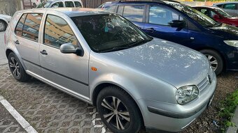Volkswagen Golf 1.4 - 2