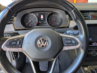 VW Passat 2.0 TDI Evo 110 kw DSG DPH 17\" ťažné - 2