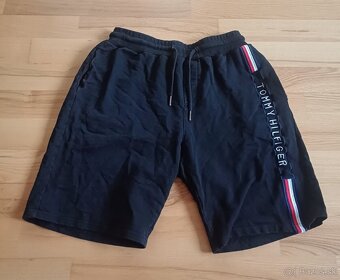 Tommy Hilfiger čierne - 2