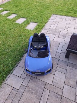 Predám detské elektricke auticko - 2
