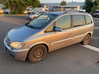 Opel Zafira 2,2 DTi 16V - 2