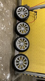Predám kolesá Audi 5x112 r19 255/40 Letné - 2