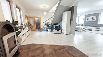 REZERVOVANÉ Rodinný dom s bazénom, letnou kuchyňou a vôňou d - 2