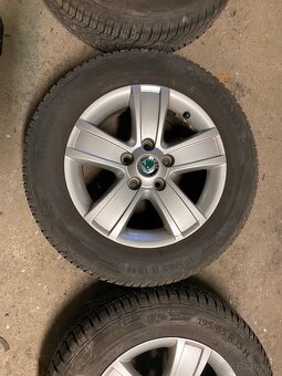 195/65r15 originál škoda - 2