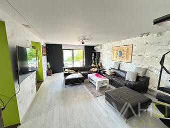 ,,ZNÍŽENÁ CENA ,,NA PREDAJ Luxusný rodinný dom - 2