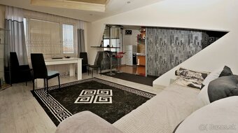 3 izbový byt s balkónom na PREDAJ - 2