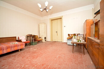 Ponuka na Predaj Rodinného Domu v Lučenci - 2