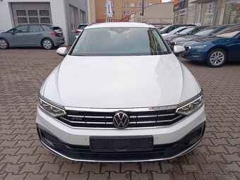 VW Passat B8 GTE Variant 1.4TSI 160kW DSG - záruka Autodraft - 2