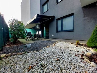 Prenajom 2 izbovy klimatizovany byt s parkovanim - 2