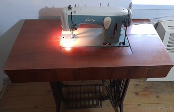 šijací stroj - 2