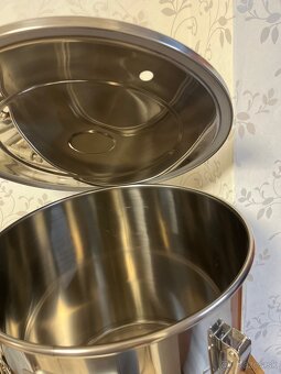 30 litrový nerezový hrniec - 2