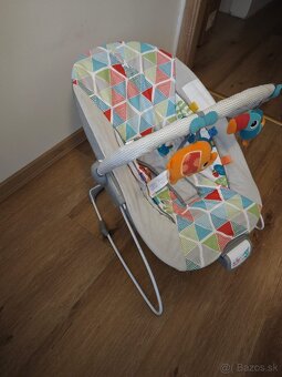 Hojdacie lehátko pre bábätká - 2