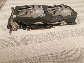 AMD Sapphire Nitro+ RX 570 4GB - 2