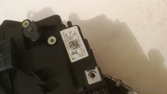 predne svetla vw golf 8 - 2