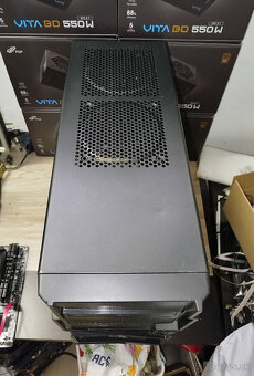 skrinka Thermaltake - 2