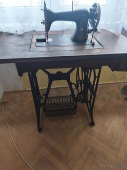 Šijací stroj ROYAL - 2