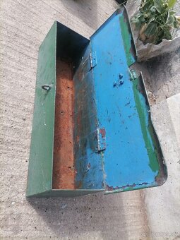 Predám bedničku zo Zetora 4011 - 2