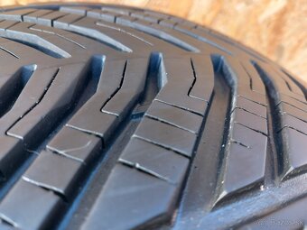 225/40 r18 celoročne pneumatiky - 2
