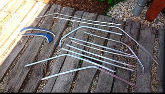 BMW E30 chrom lišty - 2