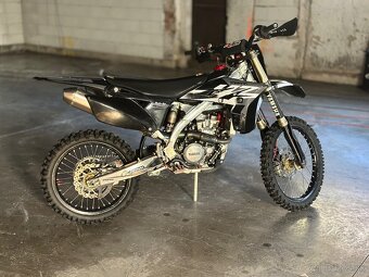 YAMAHA YZ250F - 2