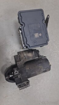 ABS kocka a Štarter e90 - 2