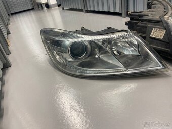 Škoda Octavia 2 2012 facelift Predne svetlomety - 2