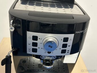 Automatický kávovar DeLonghi Magnifica S - 2