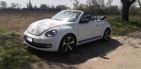 Predám VW Beetle cabrio 2,0 TDi, automat, edícia 60´s - 2