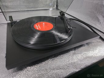 Predam gramofon Pro-Ject Primary E - 2