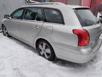 Predám nahrandne diely Toyota Avensis 2003-2008 kombi - 2