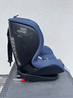 Britax Römer Trifix 2 i-Size Night Blue - 2
