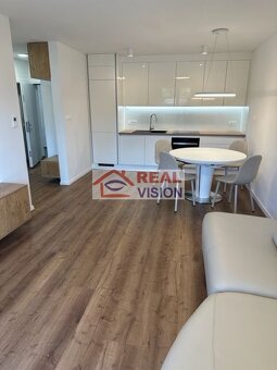 Prenájom 2 izbový byt 55m2 + 4m2 balkón novostavba zariaden - 2