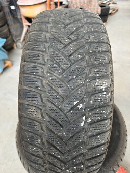 Zimné pneumatiky Dunlop 225/60 r16 - 2
