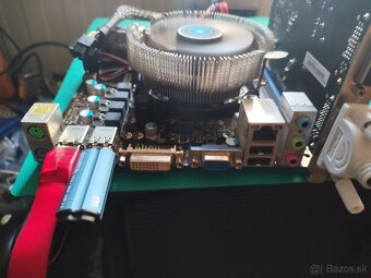DOSKA + CPU + RAM + VGA - 2