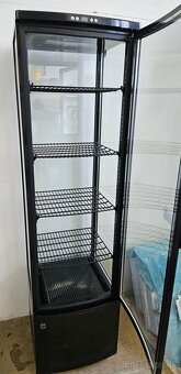 Celopresklená chladnička 190cm - 2