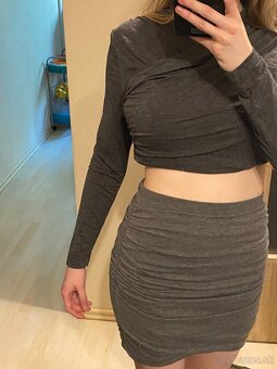 H&M Sukňa sivá uplá veľkosť xs - 2